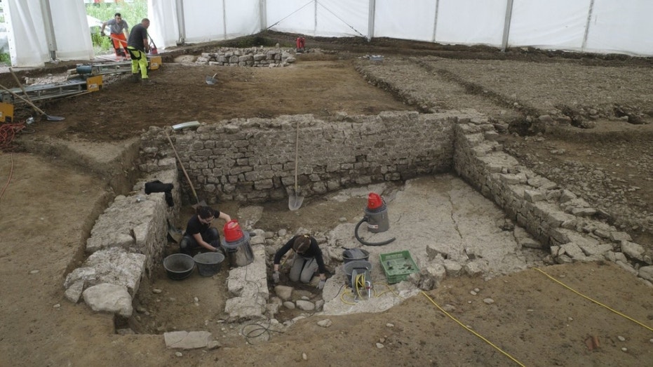 Archaeologists make grim discovery after finding ancient Roman buildings Australia Private Schools
